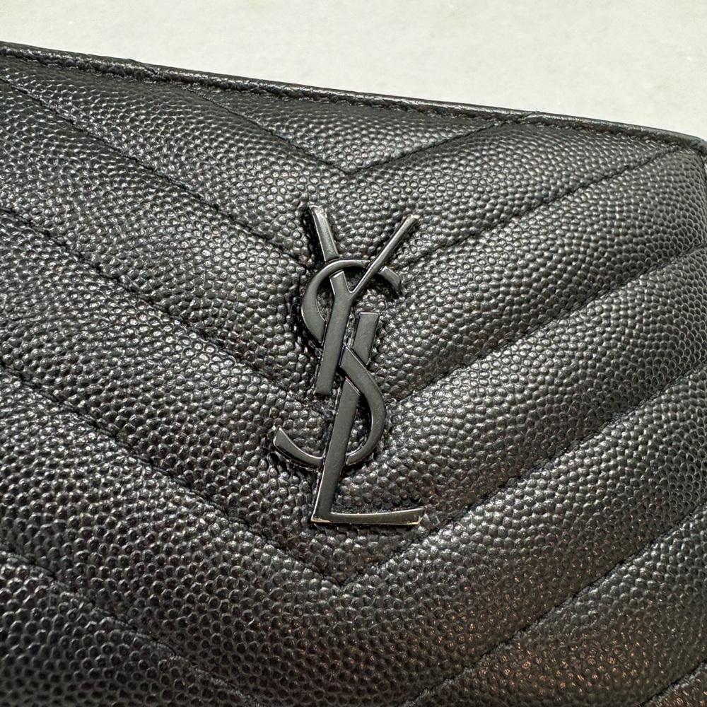 Saint Laurent Cassandre quilted textured-leather wallet - Picture 7 of 15